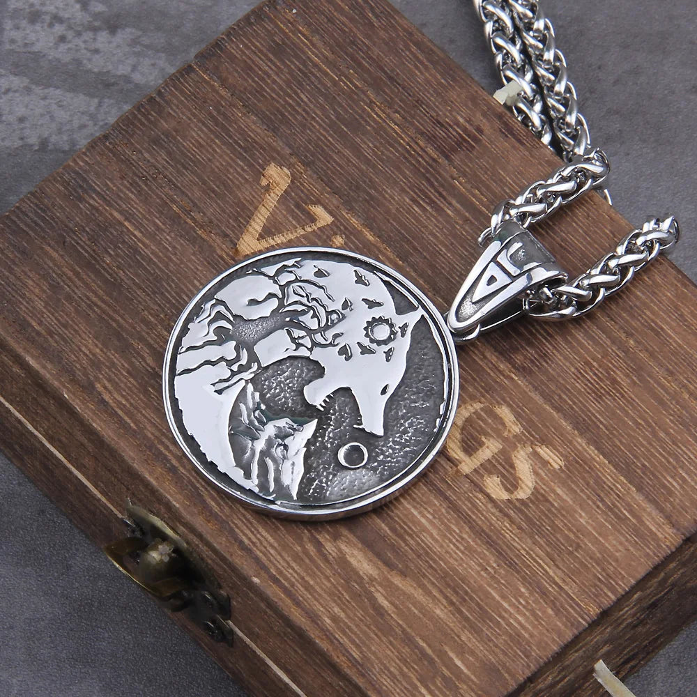 Never Fade Men stainless steel Wolf head and life tree norse viking pendant necklace vikings wooden box as christmas gift