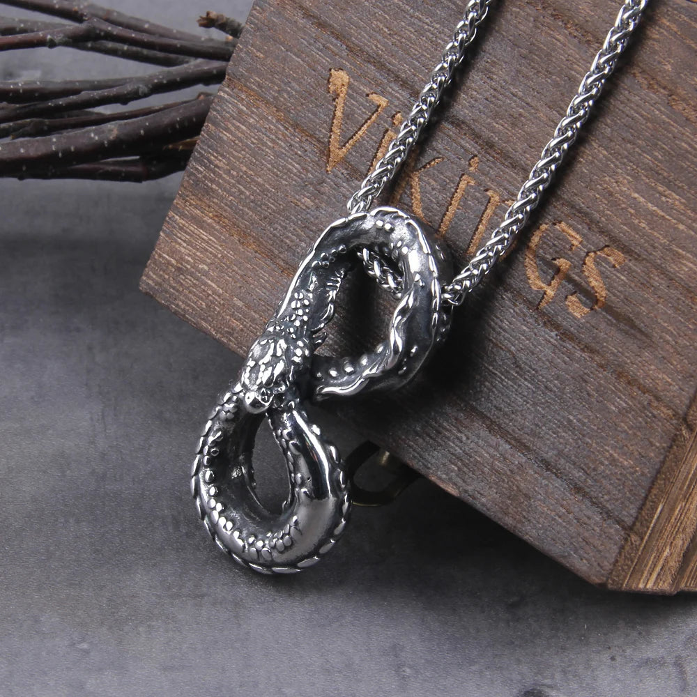 Never Fade Viking Ouroboros vintage punk necklace for men stainless steel fashion Jewelry hippop street culture with wooden box
