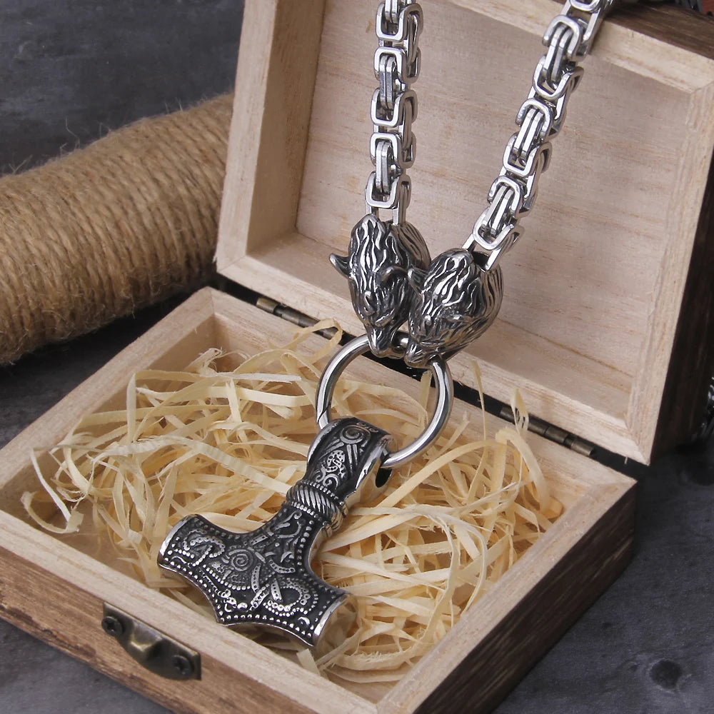 Viking Thor Thor hammer pendant necklace titanium steel wolf head chain necklace Viking Retro jewelry