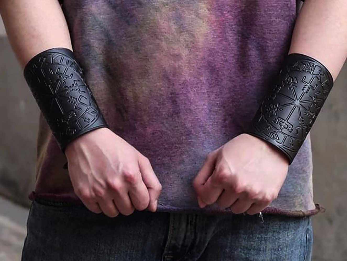 Medieval Leather Bracers, Viking Arm Guards in Black/Brown LARP Armor –  TheNorseWind