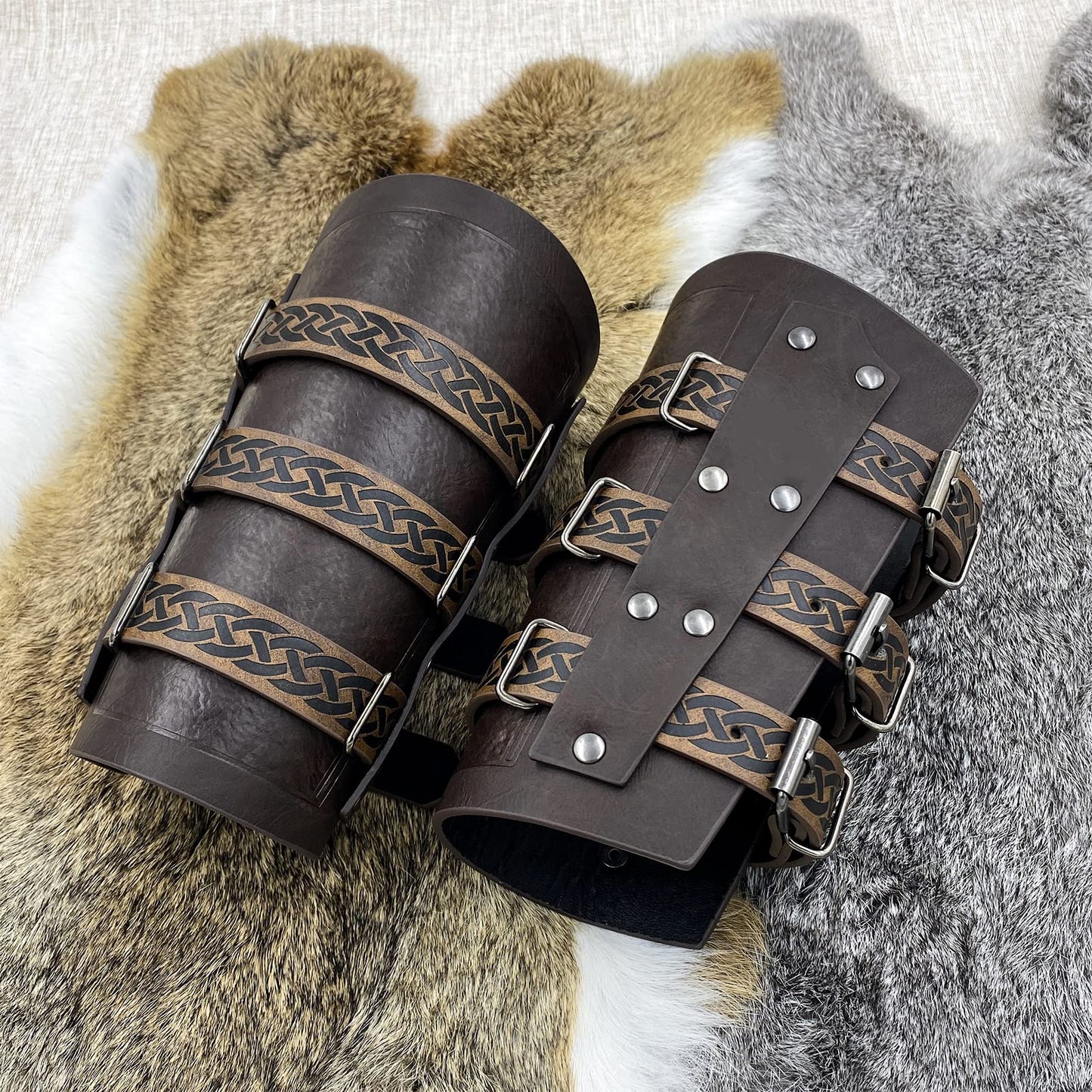 HiiFeuer Medieval Vintage Faux Leather Bracers, Retro Buckle Fastening Mercenary Arm Guards, Costume Knight Gauntlets Brown a