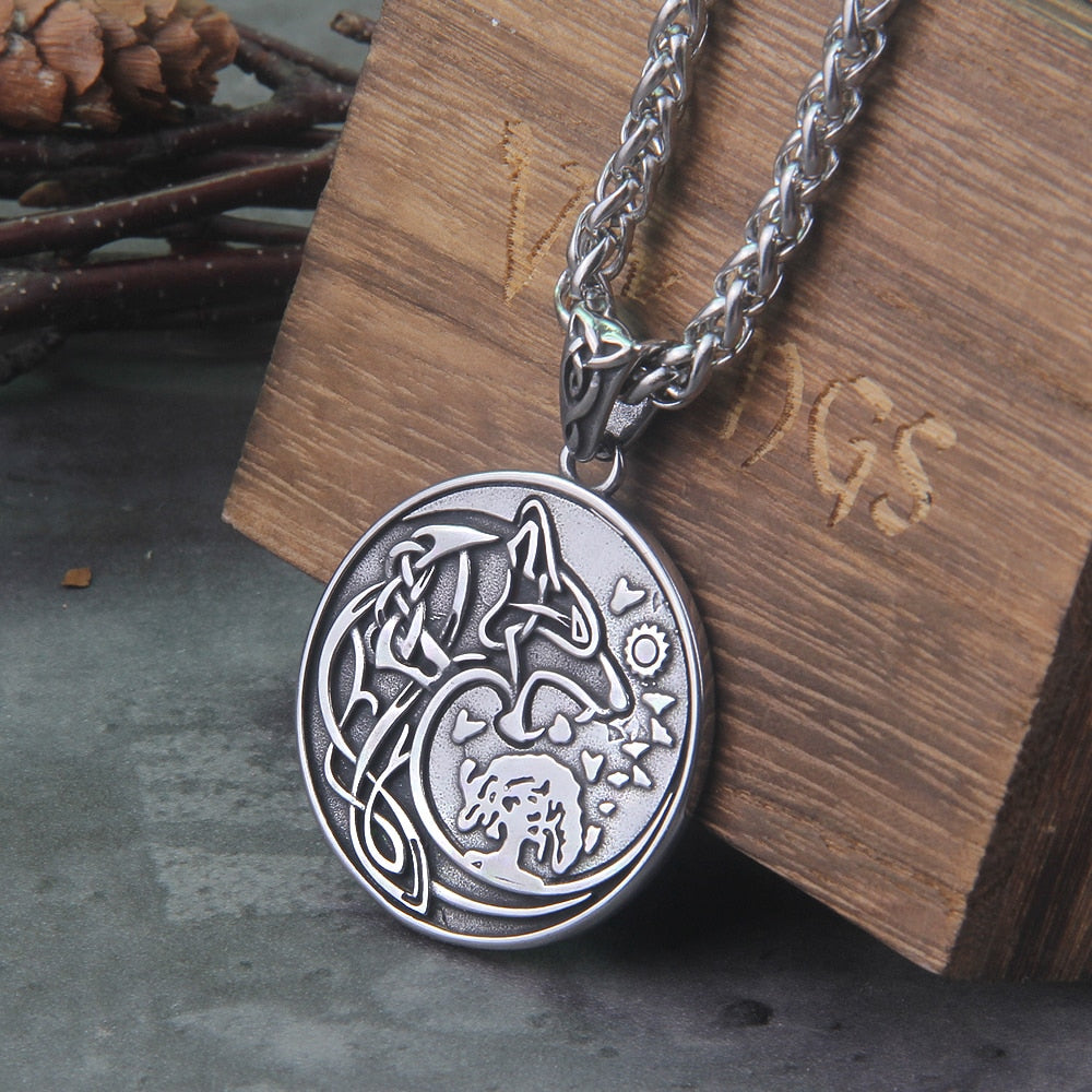 MEALGUET Viking Necklace for Men : Stainless Steel Solid Cool Norse Celtic  Knots Compass Viking Horn Pendant Necklace, Amulet Jewelry with Viking Gift  Bag for Men (Arrow Head Necklace) | Amazon.com