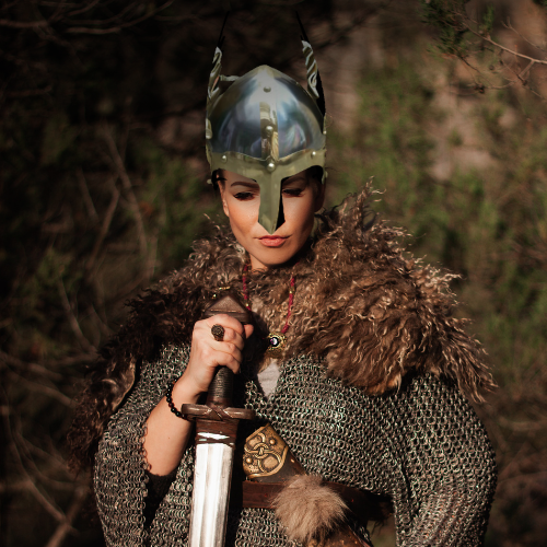  HISTORIC HANDICRAFT Medieval Blackened 18 Gauge Steel Lichking  Undead Demon Helmet Wearable Viking Helmet Best For Halloween Costume :  Clothing, Shoes & Jewelry
